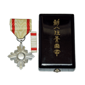 勲章の高価買取ならお任せください‼ | 買取半蔵