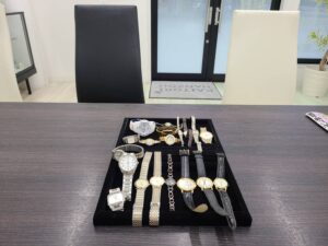 いろいろなメーカーの腕時計