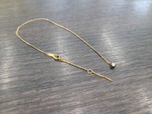 切れたネックレス